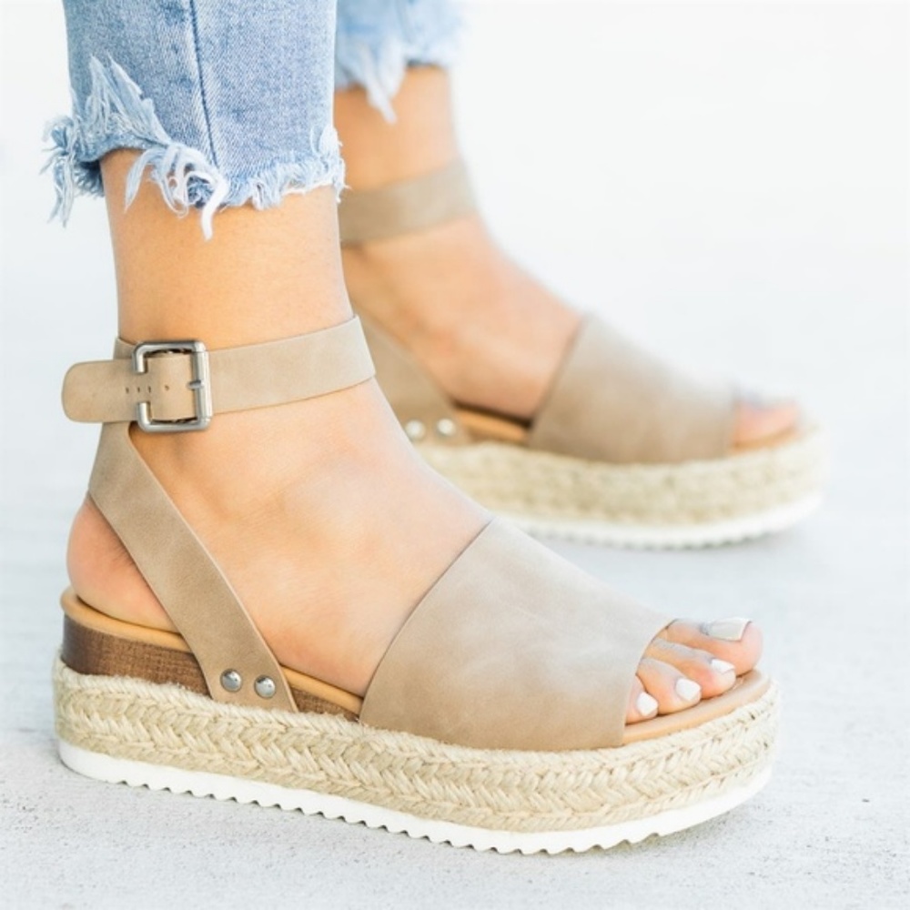 🦋LAST PAIR🦋Espadrille Natural Vegan Wedge Flats - Picture 2 of 7